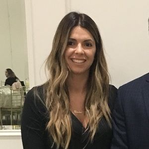 Meet your Posher, Christina